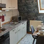 公寓 Gaestehaus-zur-alten-post-wohnung-west