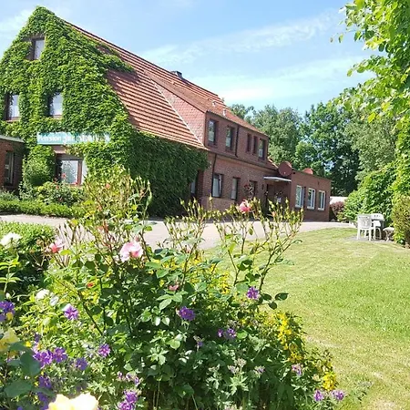 Apartment Gaestehaus-zur-alten-post-wohnung-west *